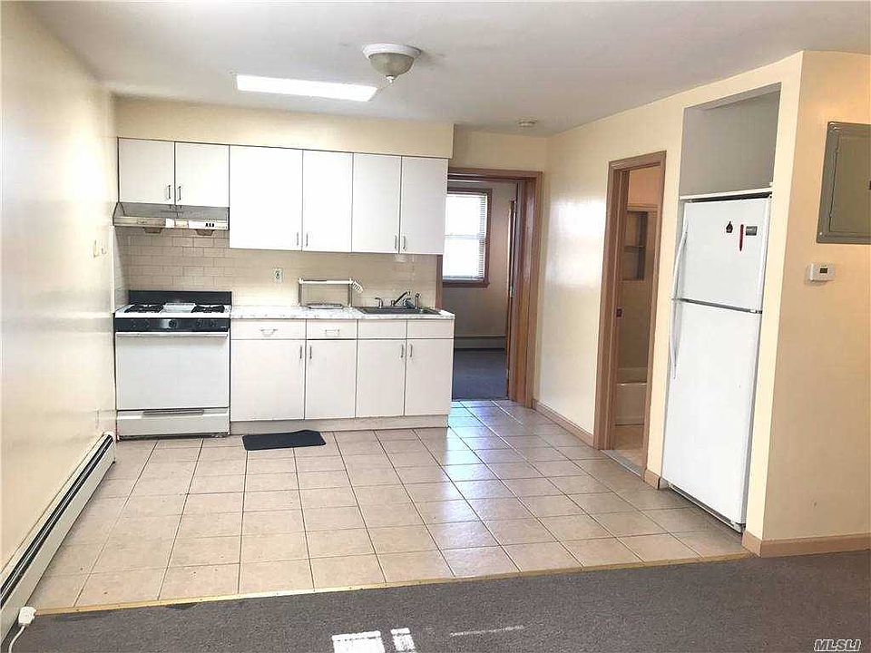 1st image of 8228 165th St