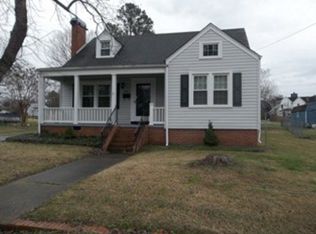 201 Academy Ave, Blackstone, VA 23824