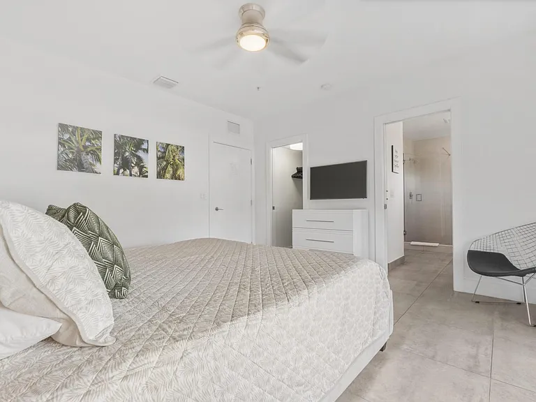 1367 N Ocean Blvd — Photo 11