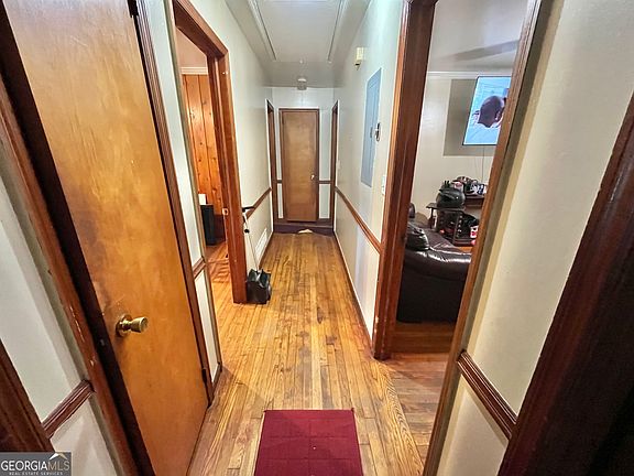 3rd image of 6842 E Sherwood Dr