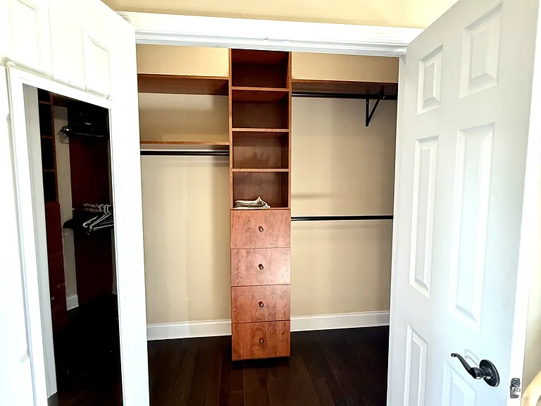 410 Lancaster Ave — Photo 37