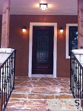 3rd image of 271 E Oakview Pl