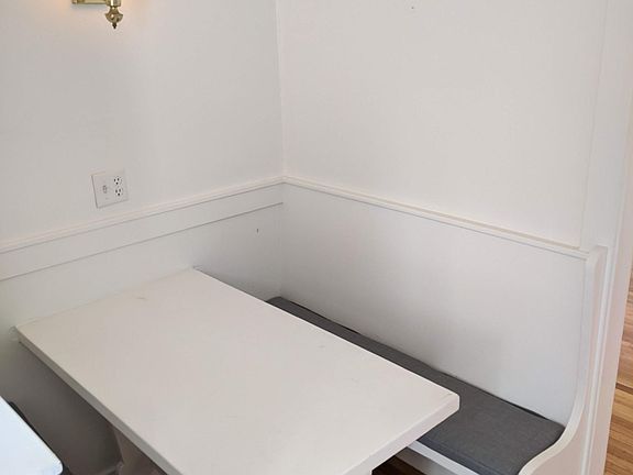 5th image of 3745 24th St APT 3
