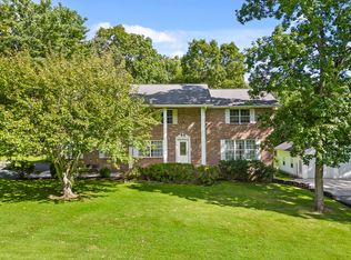 3118 Edgewood Dr, Signal Mountain, TN 37377