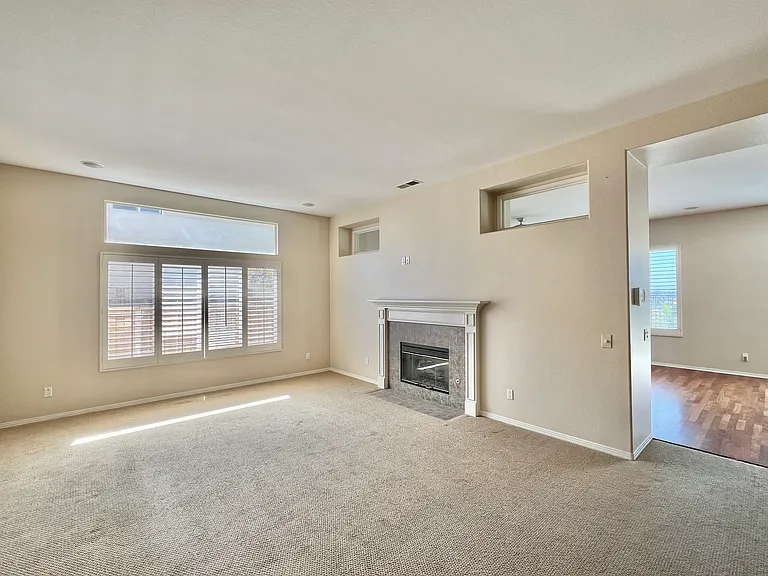 10924 Derrydown Way — Photo 6