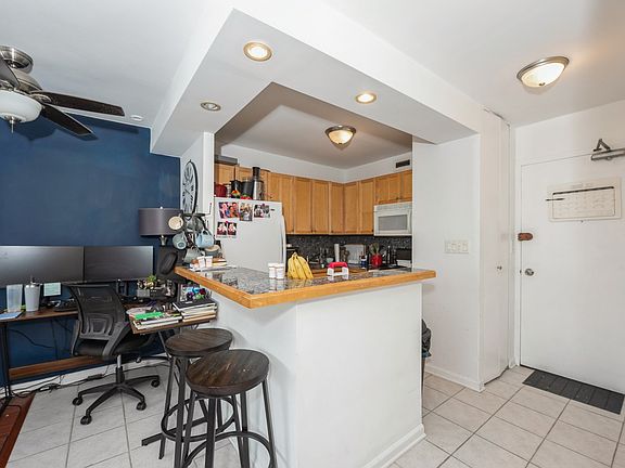 Kitchen / Breakfast Room