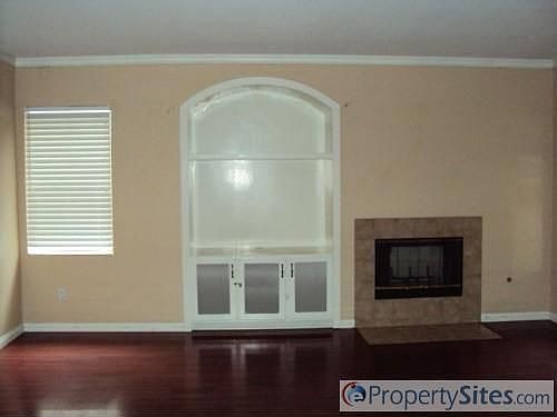 4th image of 6263 Avenida De Las Vistas Unit 5
