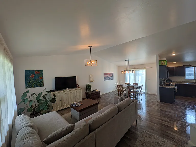 180 Short Pine Dr — Photo 4