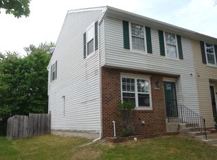 965 Saint Michaels Dr, Bowie, MD 20721