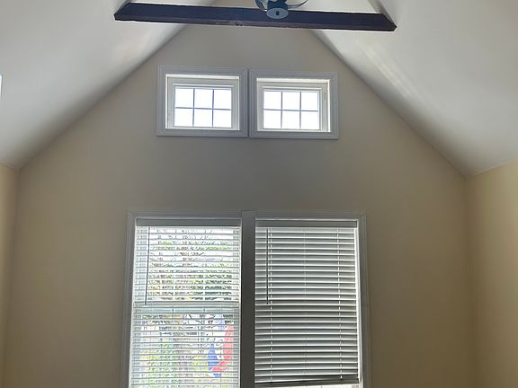 3rd image of 74 Sussex Ave #2