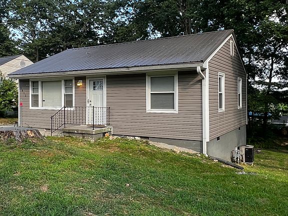 2nd image of 1912 Houstonia Dr