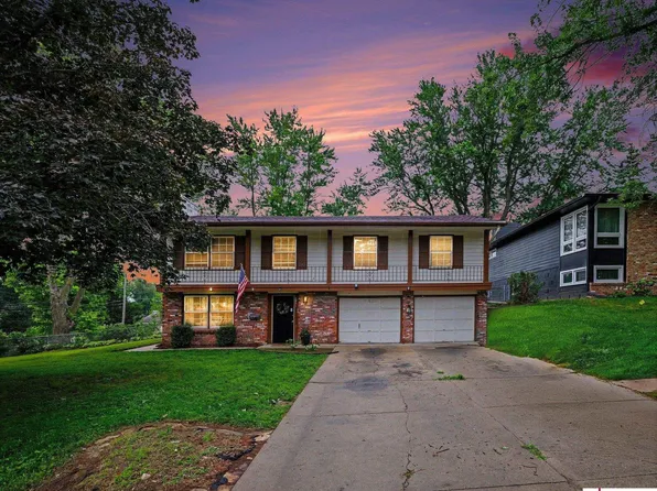 3981 Weber St, Omaha, NE 68112
