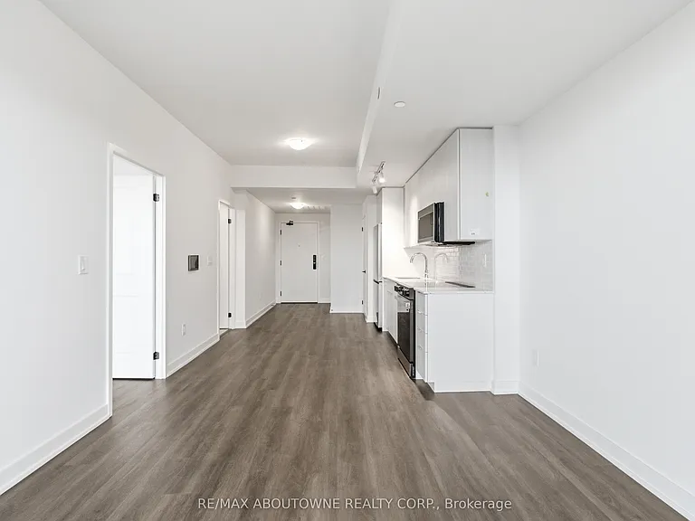 2075 Lakeshore Rd #1211 — Photo 15