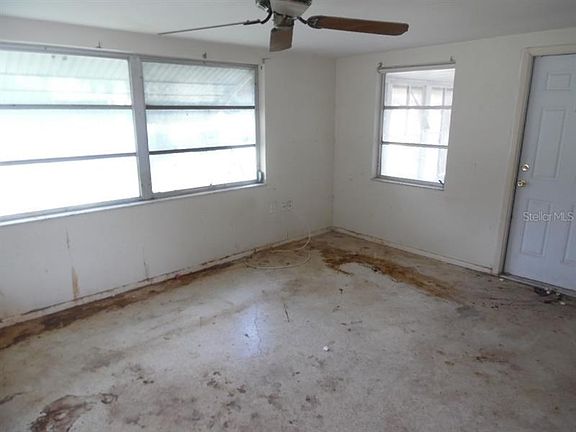 4th image of 5318 Sparrow Dr