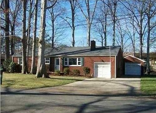1st image of 524 White Oak Dr