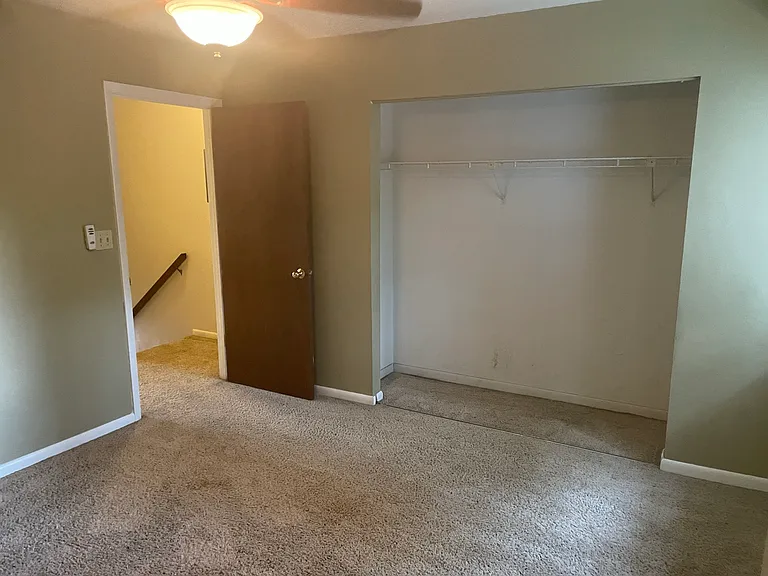 3600 SW 19th Ave #32 — Photo 8