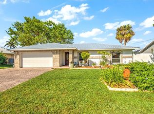 2215 Club House Rd, North Fort Myers, FL 33917