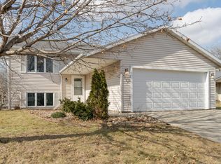 4205 Glouster Ln NW, Rochester, MN 55901