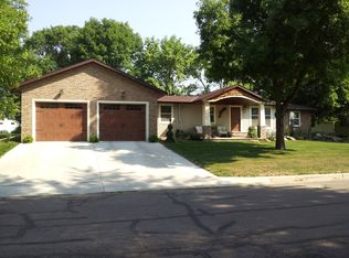 183 Juno Ln, Cottonwood, MN 56229