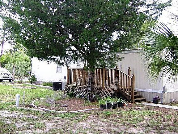 5th image of 489 S Greenway Dr