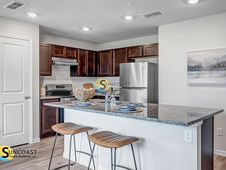 Ricker Villas — Photo 52