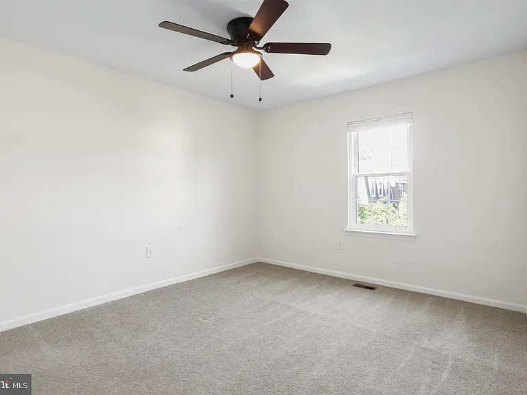 3146 Valentino Ct — Photo 15
