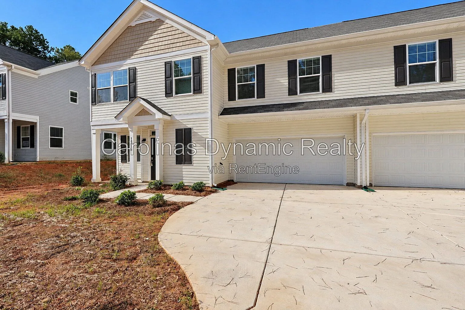 4 bed, 2.5 bath, 1738 sqft, $2,200 — Photo 1