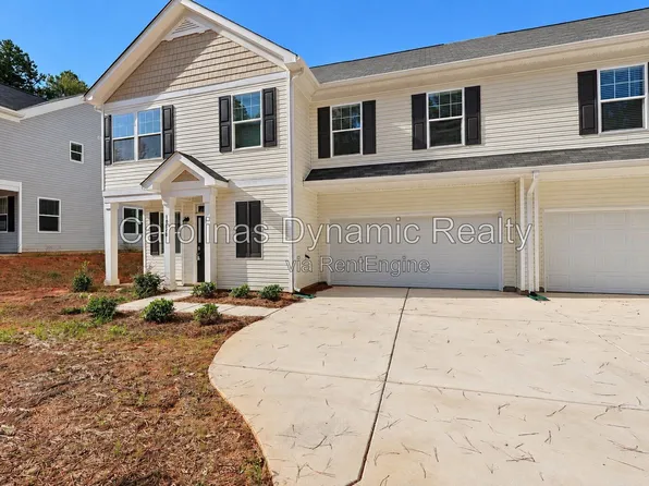 1002 Moorebrook Dr, Charlotte, NC
