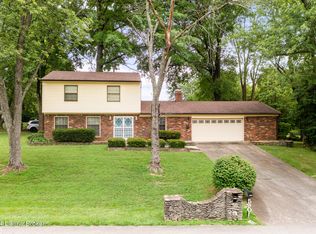 5901 Pageant Way, Louisville, KY 40214