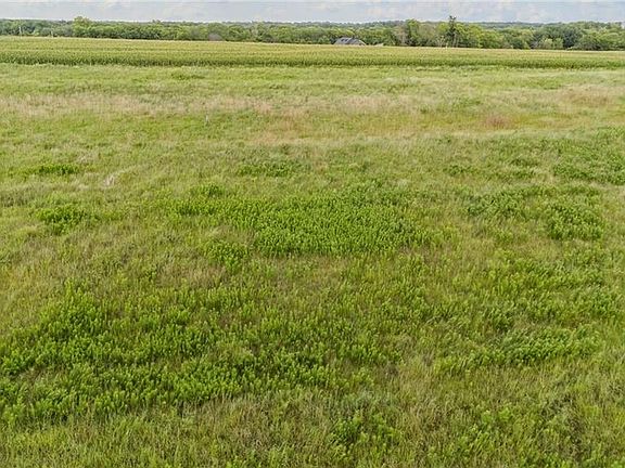 3rd image of 3540 Woodson Rd