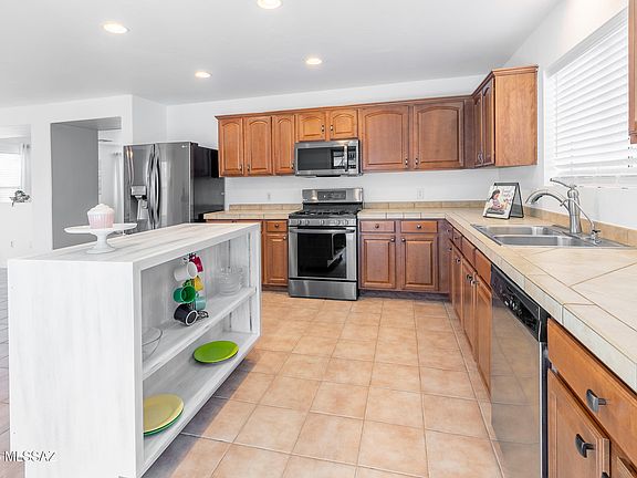 5th image of 5898 N Dartwhite Dr