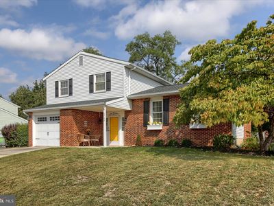 5730 Meadowbrook Dr, Harrisburg, PA, 17112