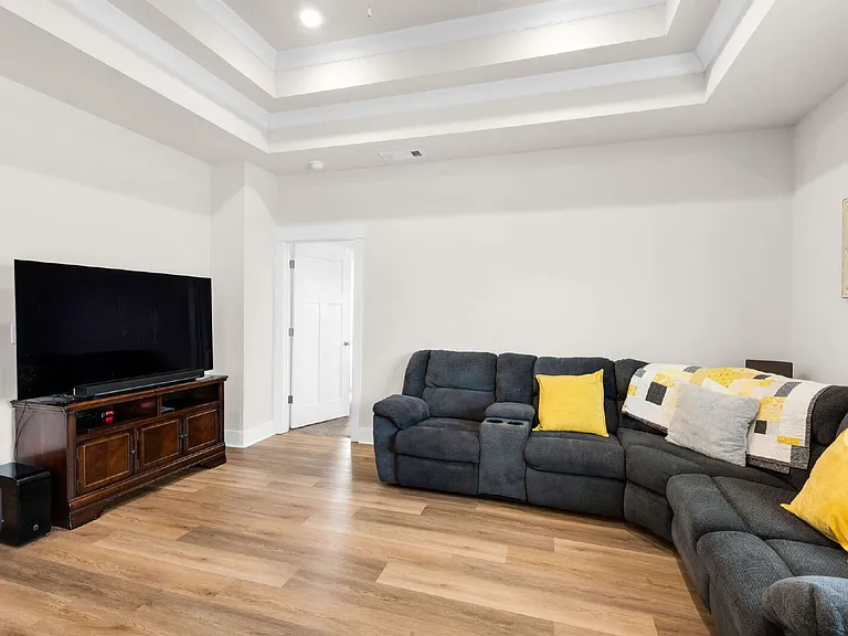 6539 Forest Bay Ave — Photo 10