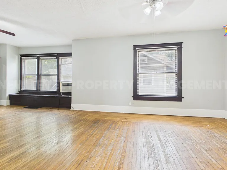 Unit Photo