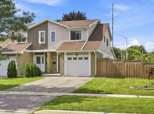 2843 Arvida Cir, Mississauga, ON L5N 1R4