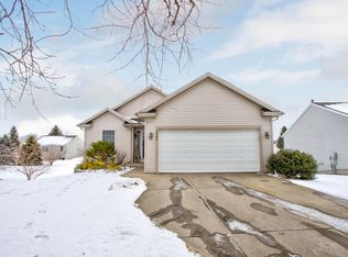 2980 Riley Ridge Rd, Holland, MI 49424