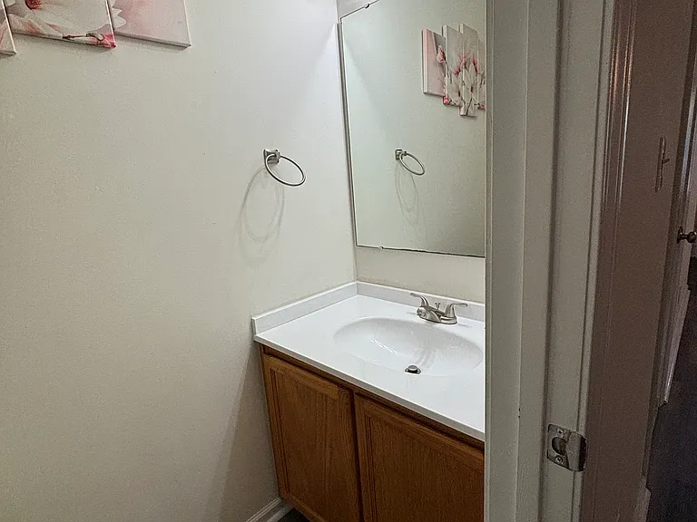 106 Croatan Ct #106 — Photo 15