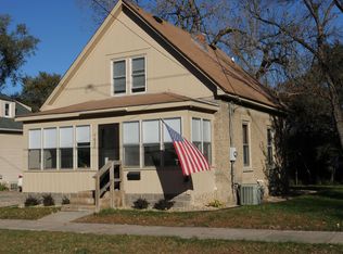 1627 N Pennsylvania Ave, Mason City, IA 50401