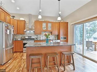 2354 South Ave, North Saint Paul, MN 55109