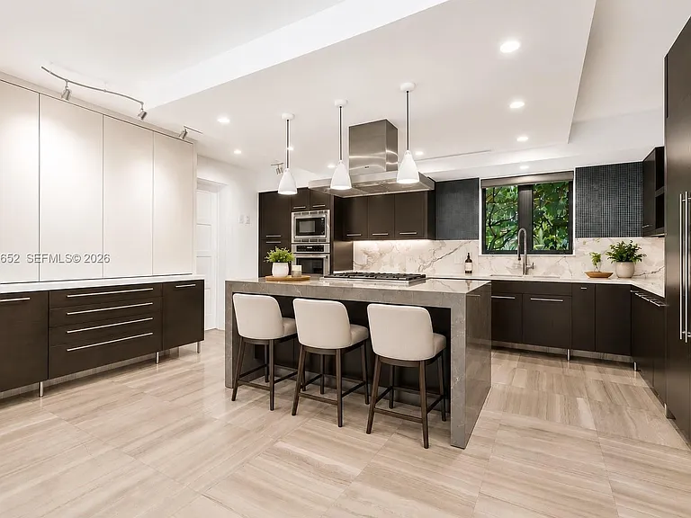 6840 Sunrise Pl — Photo 7