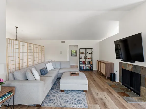 29123 1000th Oaks #C, Agoura Hills, CA 91301