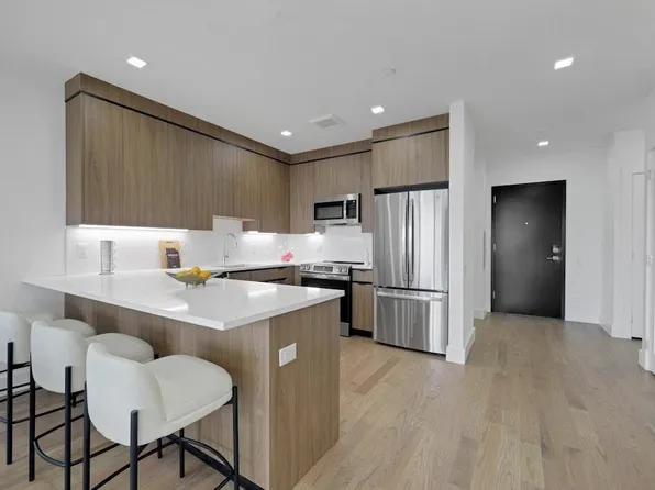 8404 4th Avenue image 1 of 35