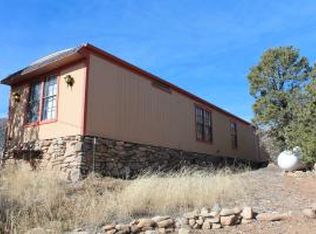 95 Living Water Rd, Edgewood, NM 87015