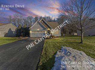 5 Kendra Dr, Clifton Park, NY 12065