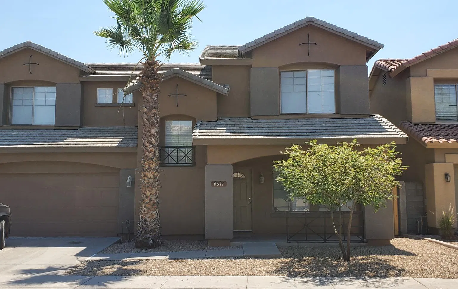 3 bed, 2.5 bath, 1753 sqft, $2,200 — Photo 1