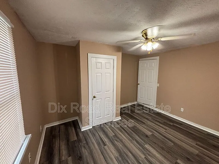 829 Maple Ave #2 — Photo 11