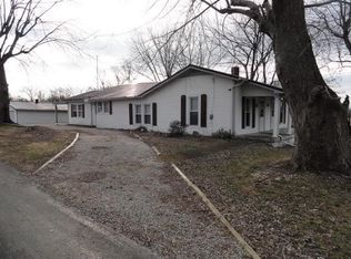 4721 Mammoth Cave Rd, Cave City, KY 42127