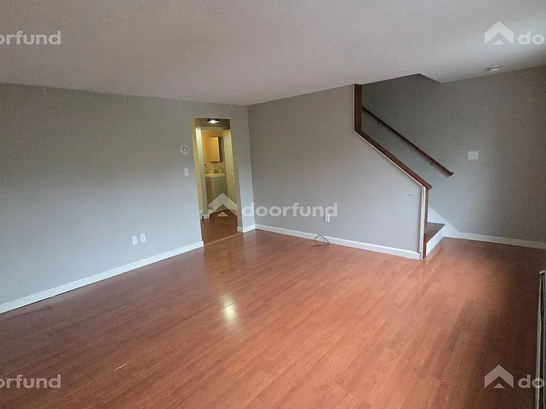 133 Green St #2 — Photo 7