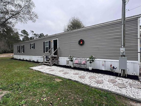 2nd image of 3260 Gill Dr