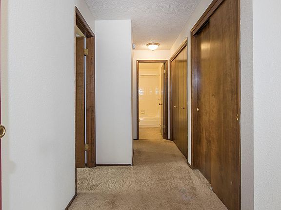 4th image of 1012 S Vassault St #4